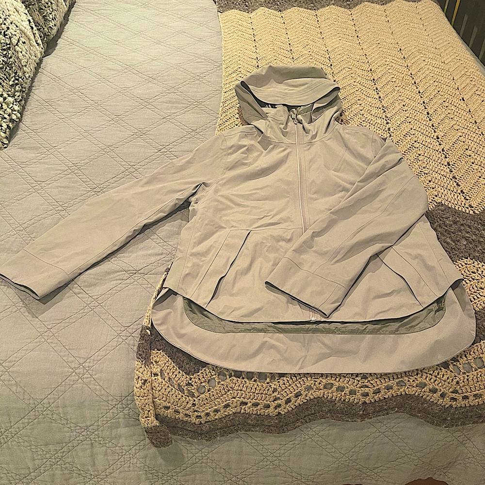 Lululemon Everyday Getaway Jacket - Women